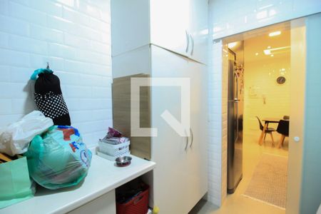 Apartamento à venda com 70m², 2 quartos e 1 vaga Apartamento à venda com 70m², 2 quartos e 1 vagaÁrea de Serviço