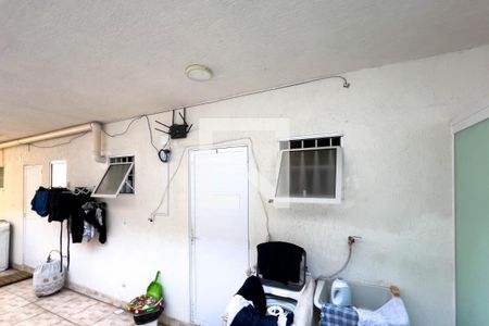 Casa à venda com 350m², 4 quartos e 2 vagas Casa à venda com 350m², 4 quartos e 2 vagasEdiculas