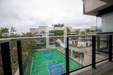 Apartamento à venda com 178m², 4 quartos e 2 vagas Apartamento à venda com 178m², 4 quartos e 2 vagasSacada da Suíte 3