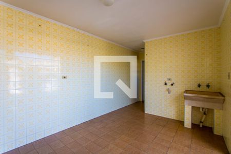 Casa à venda com 375m², 4 quartos e 5 vagas Casa à venda com 375m², 4 quartos e 5 vagasÁrea de serviço