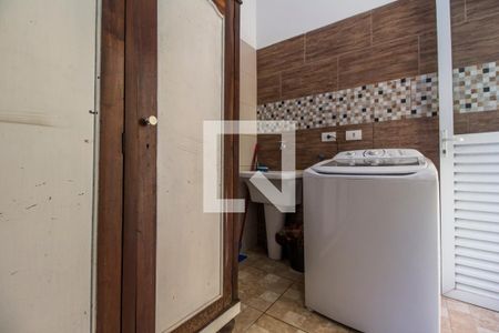 Casa de condomínio à venda com 350m², 4 quartos e 5 vagasÁrea de Serviço