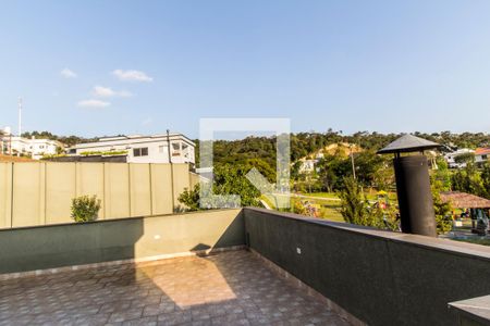 Casa de condomínio à venda com 350m², 4 quartos e 5 vagasVaranda