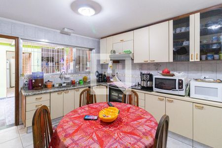 Casa à venda com 250m², 3 quartos e 2 vagasCozinha