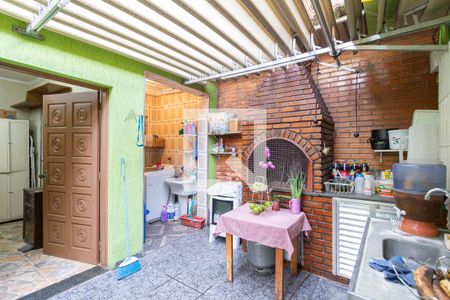 Casa à venda com 250m², 3 quartos e 2 vagasQuintal