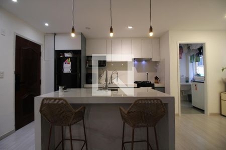 Apartamento à venda com 91m², 2 quartos e 1 vagaCozinha