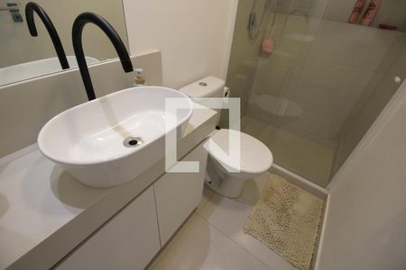 Apartamento à venda com 91m², 2 quartos e 1 vagaBanheiro Social