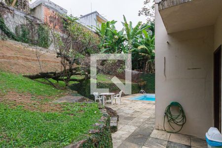 Casa à venda com 600m², 6 quartos e 3 vagas Casa à venda com 600m², 6 quartos e 3 vagasÁrea Externa