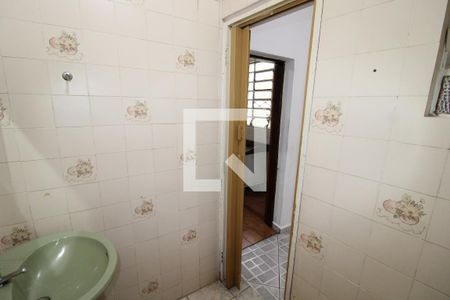 Casa à venda com 120m², 3 quartos e 2 vagasBanheiro 1