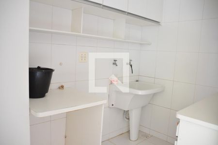 Casa à venda com 250m², 4 quartos e 4 vagas Casa à venda com 250m², 4 quartos e 4 vagasÁrea de Serviço