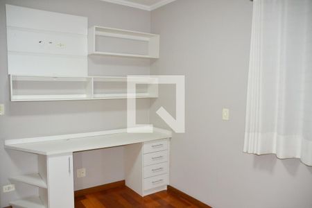 Casa à venda com 250m², 4 quartos e 4 vagas Casa à venda com 250m², 4 quartos e 4 vagasQuarto 3