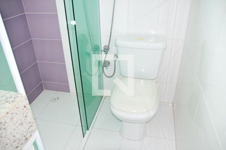 Casa à venda com 250m², 4 quartos e 4 vagas Casa à venda com 250m², 4 quartos e 4 vagasBanheiro 3