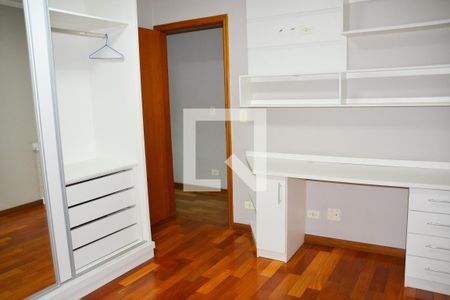Casa à venda com 250m², 4 quartos e 4 vagas Casa à venda com 250m², 4 quartos e 4 vagasQuarto 3