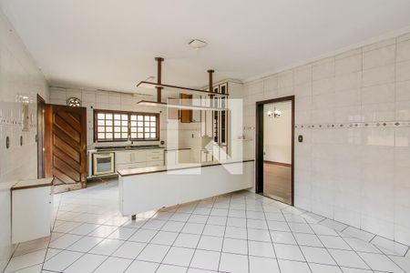 Casa à venda com 423m², 4 quartos e 6 vagas Casa à venda com 423m², 4 quartos e 6 vagasCozinha