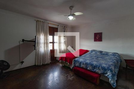 Casa à venda com 350m², 5 quartos e 4 vagasQuarto Suíte