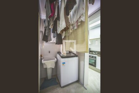 Apartamento à venda com 75m², 2 quartos e 1 vaga Apartamento à venda com 75m², 2 quartos e 1 vagaÁrea de Serviço