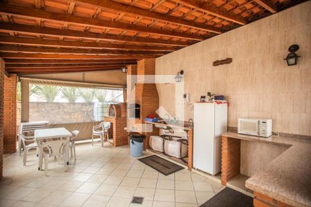 Apartamento à venda com 75m², 2 quartos e 1 vaga Apartamento à venda com 75m², 2 quartos e 1 vagaÁrea comum - Churrasqueira