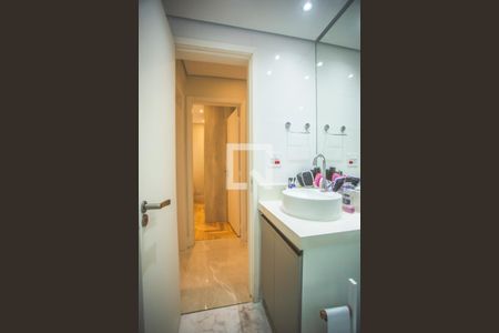 Apartamento à venda com 75m², 2 quartos e 1 vaga Apartamento à venda com 75m², 2 quartos e 1 vagaBanheiro