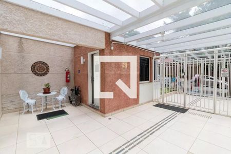 Apartamento à venda com 68m², 2 quartos e 1 vaga Apartamento à venda com 68m², 2 quartos e 1 vagaÁrea comum - Hall de Entrada