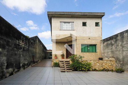 Casa à venda com 510m², 3 quartos e 3 vagas Casa à venda com 510m², 3 quartos e 3 vagasGaragem