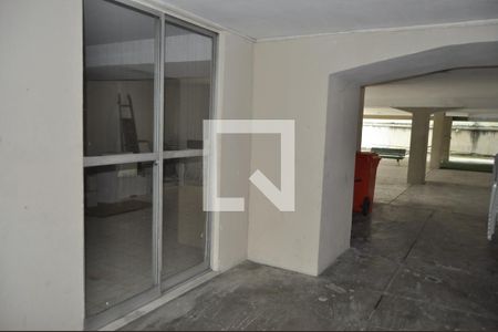 Apartamento à venda com 68m², 2 quartos e 1 vagaÁrea comum