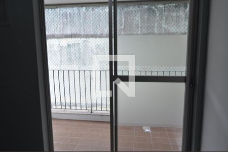 Apartamento à venda com 68m², 2 quartos e 1 vagaVaranda