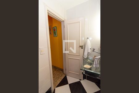 Casa à venda com 216m², 3 quartos e 2 vagasLavabo