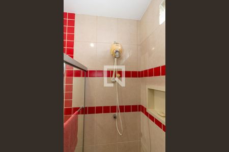 Casa à venda com 216m², 3 quartos e 2 vagasBanheiro 2