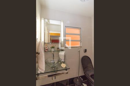 Casa à venda com 216m², 3 quartos e 2 vagasLavabo