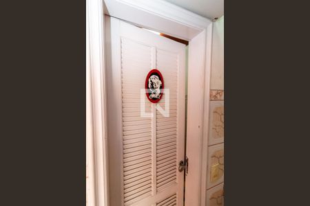 Casa à venda com 216m², 3 quartos e 2 vagasÁrea comum - banheiros