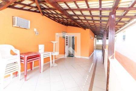 Casa à venda com 216m², 3 quartos e 2 vagasVaranda superior