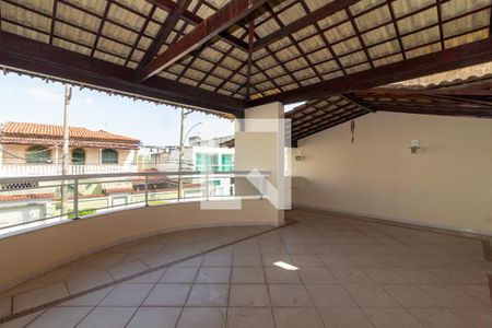 Casa à venda com 216m², 3 quartos e 2 vagasVaranda superior