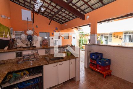 Casa à venda com 216m², 3 quartos e 2 vagasChurrasqueira