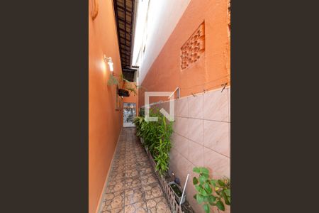 Casa à venda com 216m², 3 quartos e 2 vagasQuintal