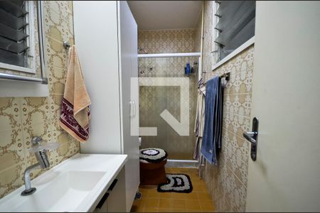 Apartamento à venda com 85m², 3 quartos e 2 vagas Apartamento à venda com 85m², 3 quartos e 2 vagasBanheiro da Suíte