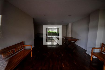 Apartamento à venda com 85m², 3 quartos e 2 vagas Apartamento à venda com 85m², 3 quartos e 2 vagasÁrea comum - Salão de festas