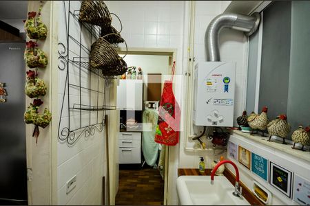 Apartamento à venda com 85m², 3 quartos e 2 vagas Apartamento à venda com 85m², 3 quartos e 2 vagasÁrea de Serviço