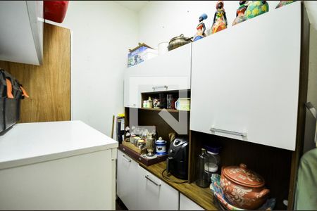 Apartamento à venda com 85m², 3 quartos e 2 vagas Apartamento à venda com 85m², 3 quartos e 2 vagasQuarto de Serviço