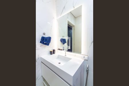 Casa à venda com 286m², 4 quartos e 2 vagasBanheiro