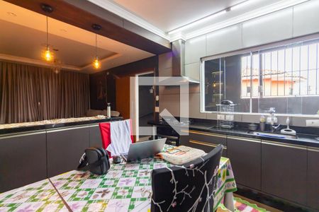 Casa à venda com 286m², 4 quartos e 2 vagasCozinha