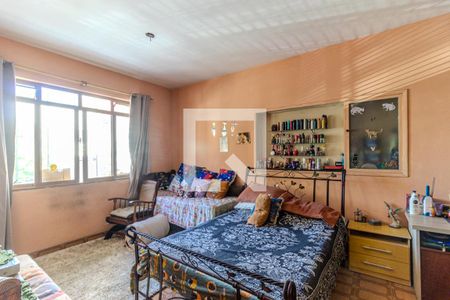 Casa à venda com 304m², 7 quartos e 4 vagasQuarto - Casa 2