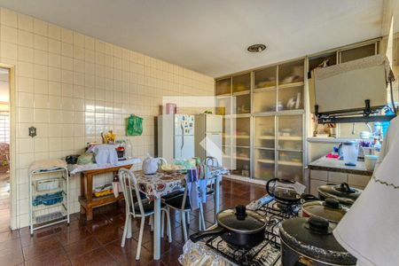 Casa à venda com 304m², 7 quartos e 4 vagasCozinha