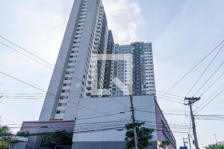 Apartamento à venda com 50m², 2 quartos e 1 vaga Apartamento à venda com 50m², 2 quartos e 1 vagaFachada