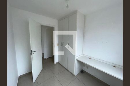 Quarto 1 de apartamento para alugar com 2 quartos, 46m² em Vicente de Carvalho, Rio de Janeiro