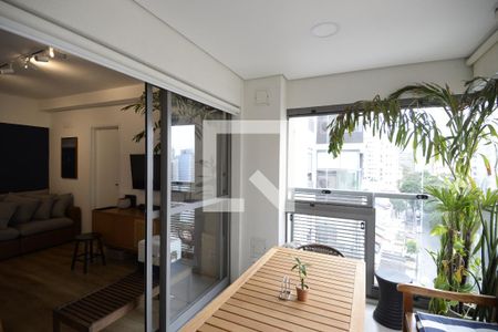 Varanda de apartamento à venda com 1 quarto, 44m² em Vila Mariana, São Paulo