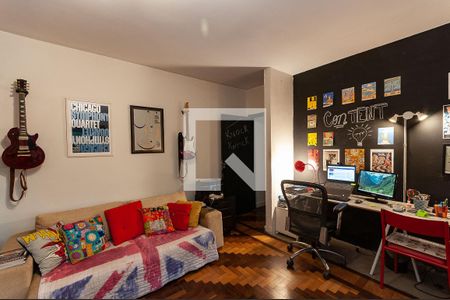 Casa à venda com 290m², 4 quartos e 2 vagas Casa à venda com 290m², 4 quartos e 2 vagasQuarto 4