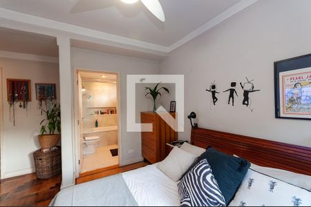 Casa à venda com 290m², 4 quartos e 2 vagas Casa à venda com 290m², 4 quartos e 2 vagasQuarto 1 Suíte