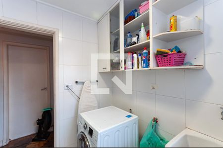 Casa à venda com 290m², 4 quartos e 2 vagas Casa à venda com 290m², 4 quartos e 2 vagasÁrea de Serviço