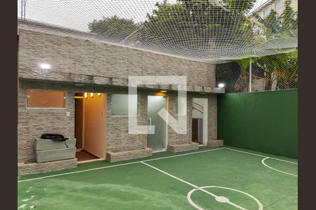 Casa à venda com 266m², 3 quartos e 3 vagas Casa à venda com 266m², 3 quartos e 3 vagasQuadra Esportiva