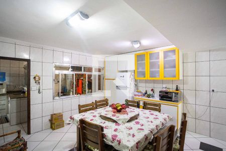 Casa à venda com 212m², 4 quartos e 3 vagasSala 3