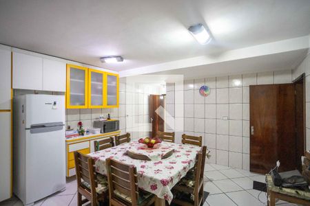 Casa à venda com 212m², 4 quartos e 3 vagasSala 3